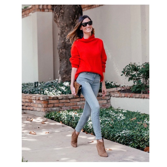 VINCE CAMUTO “Movinta” Ankle Boots - Picture 6 of 8